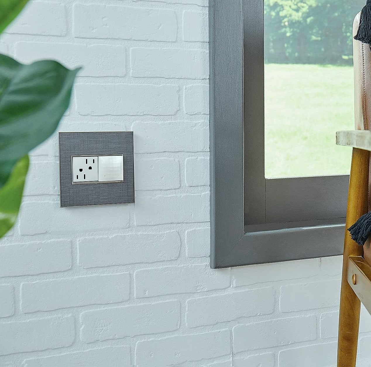 Legrand adorne with Netatmo Smart Home Gateway WNAH1W1
