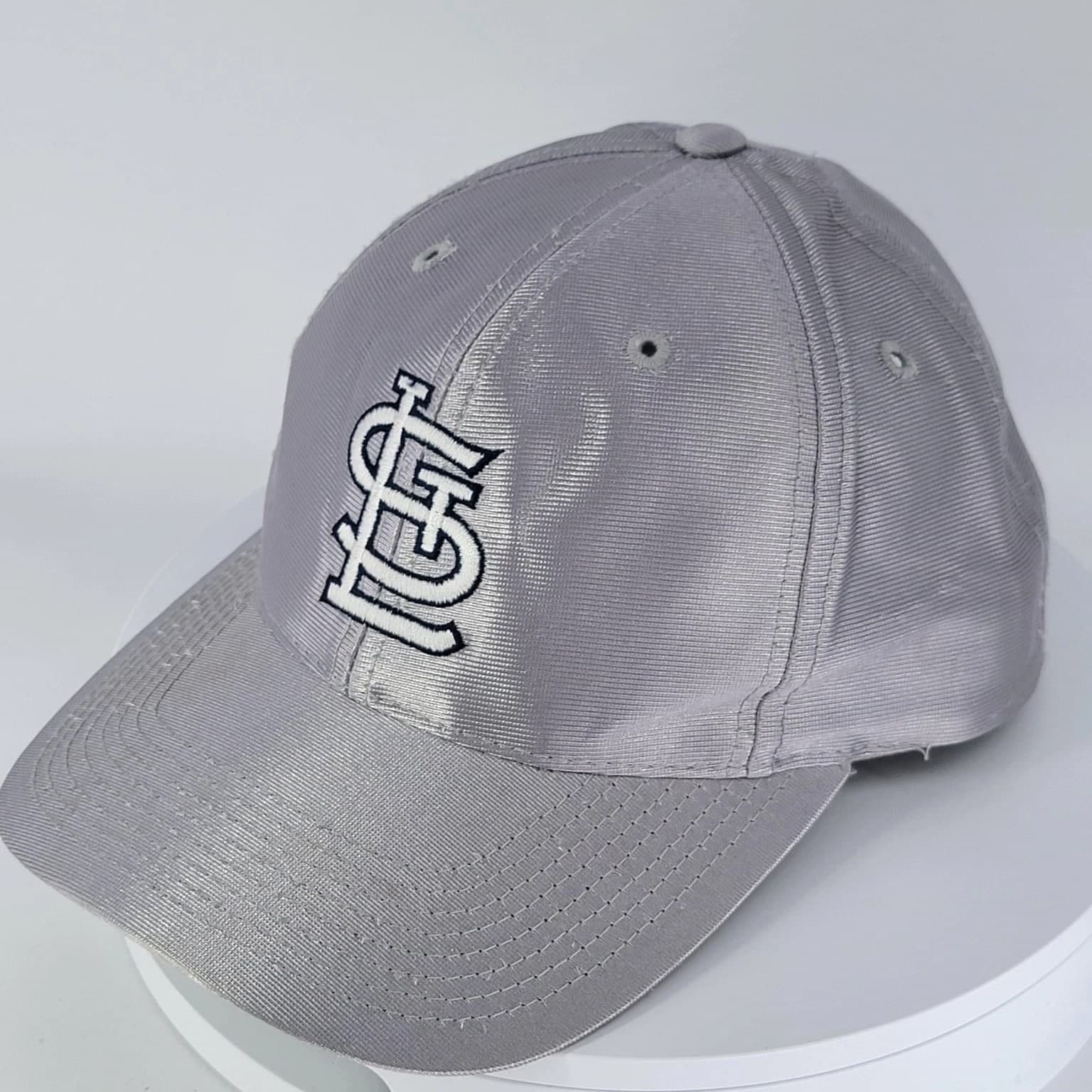 St. Louis Cardinals Turn Ahead The Clock Silver Snapback Hat Cap Century 21 Vintage