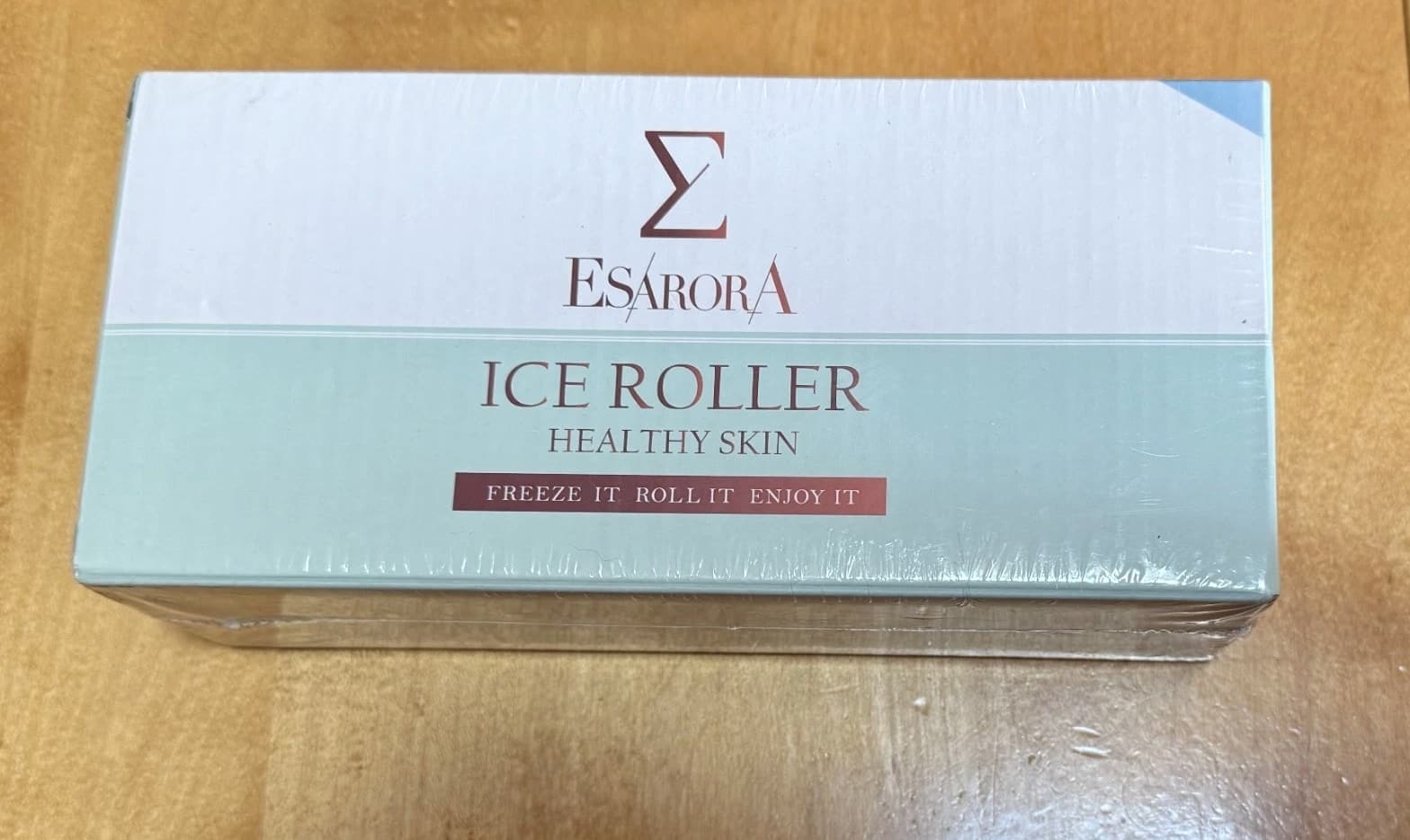 ESARORA Ice Roller for Face & Eye Puffiness Migraine Pain Relief NEW Sealed