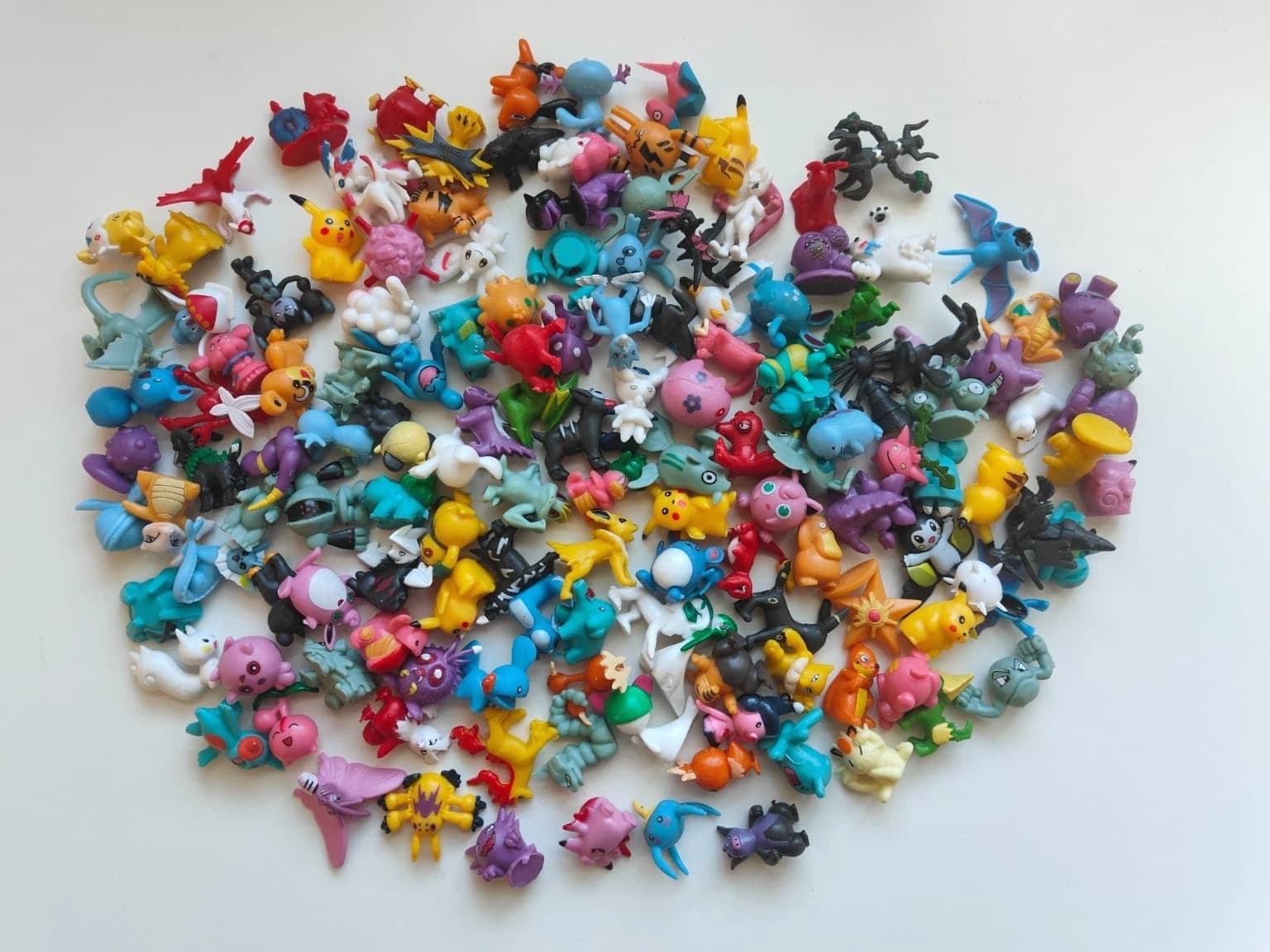 144 Pokemon Mini Figures Toys Pikachu Action Figures Party Favors & Kids Gifts