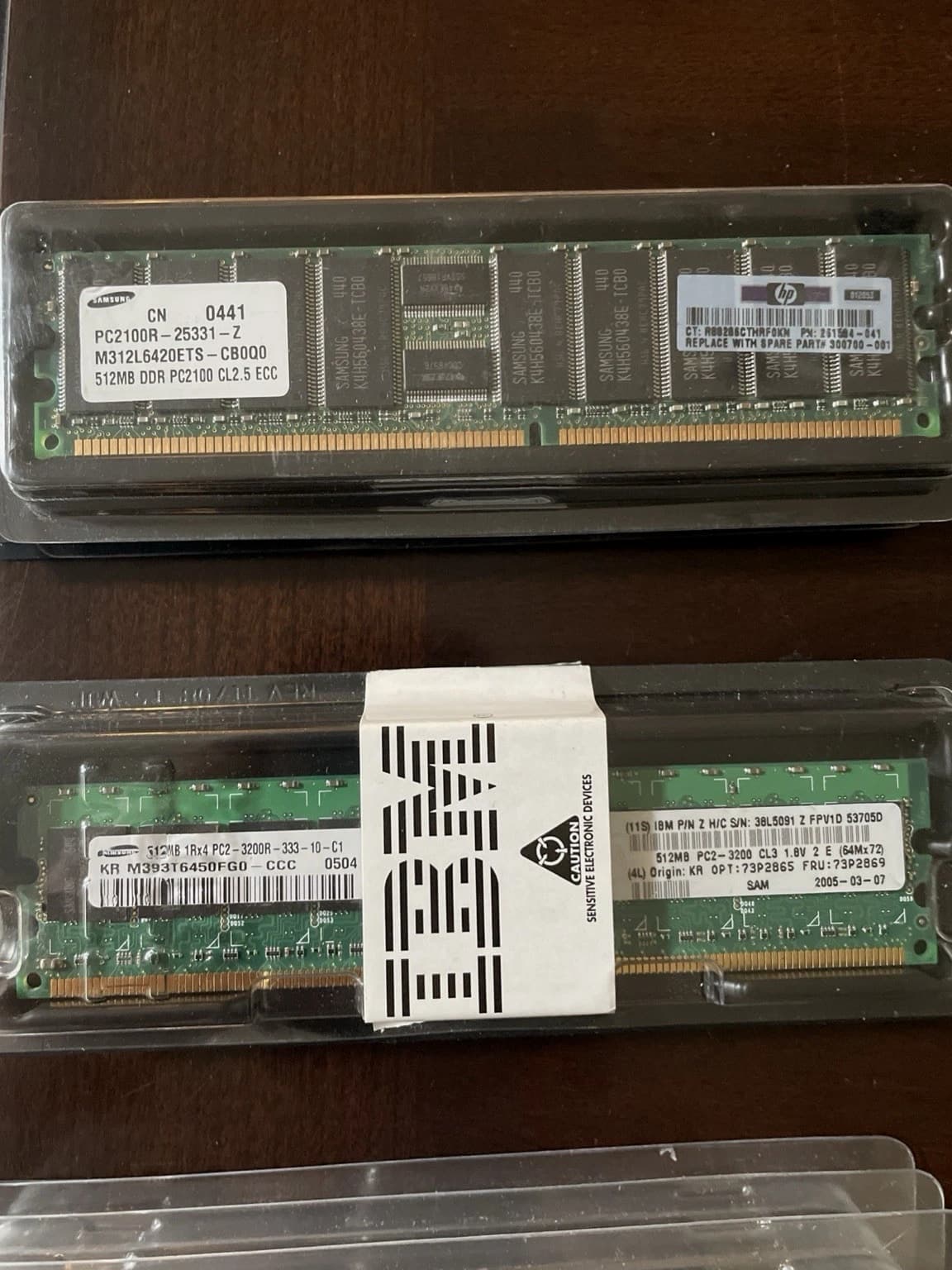 Lot of 40 Pieces Desktop And Server RAM Memory Modules Mixed - 3 Pounds