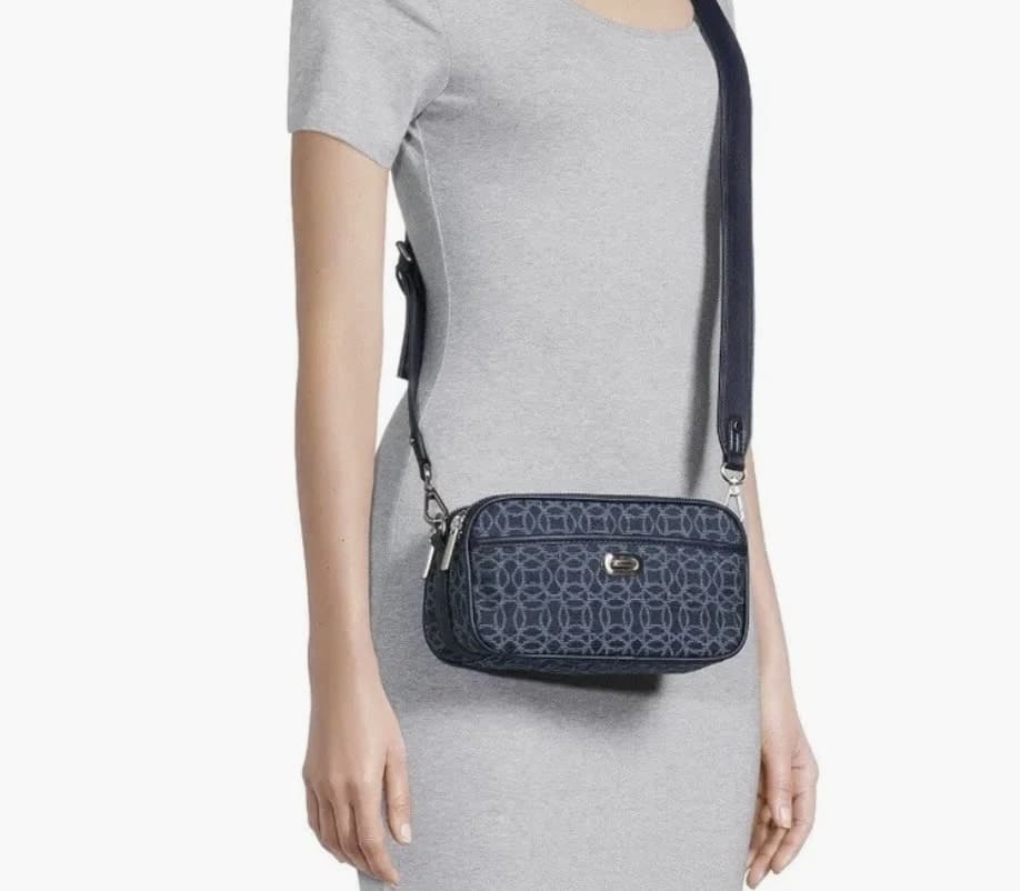 Time and Tru Women's Annamarie Woven Crossbody Bag Purse Handbag Blue