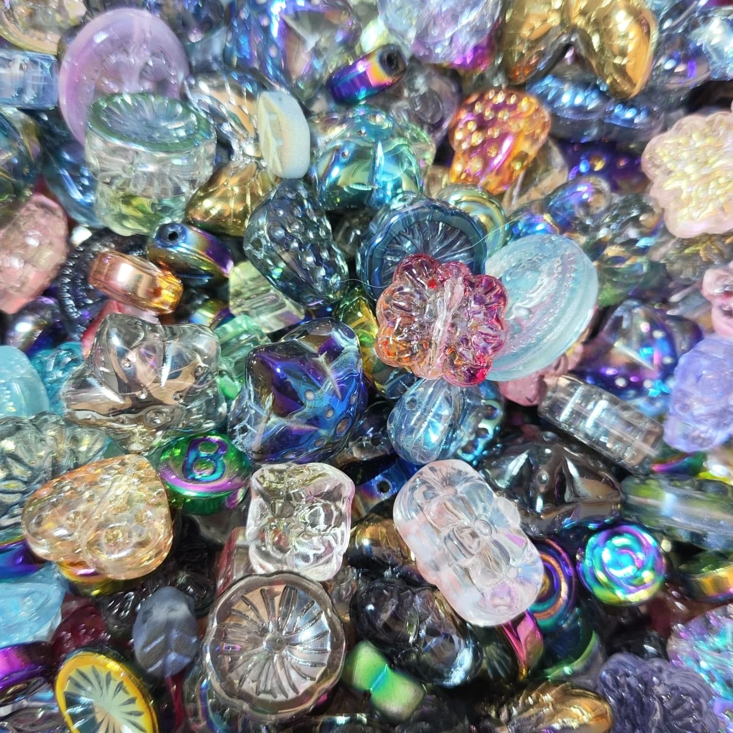 100g Glass beads lot jewelry making mix variety bead supplies - Read details