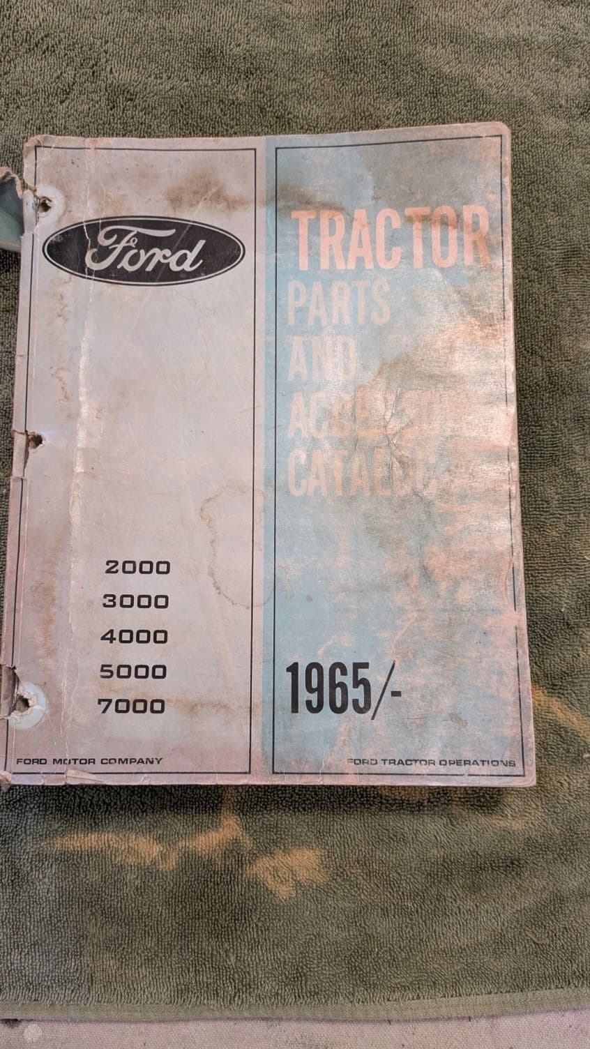 Ford Tractor Parts and Accs Catalog 1965-75 Ford 2000, 3000, 4000, 5000, 7000