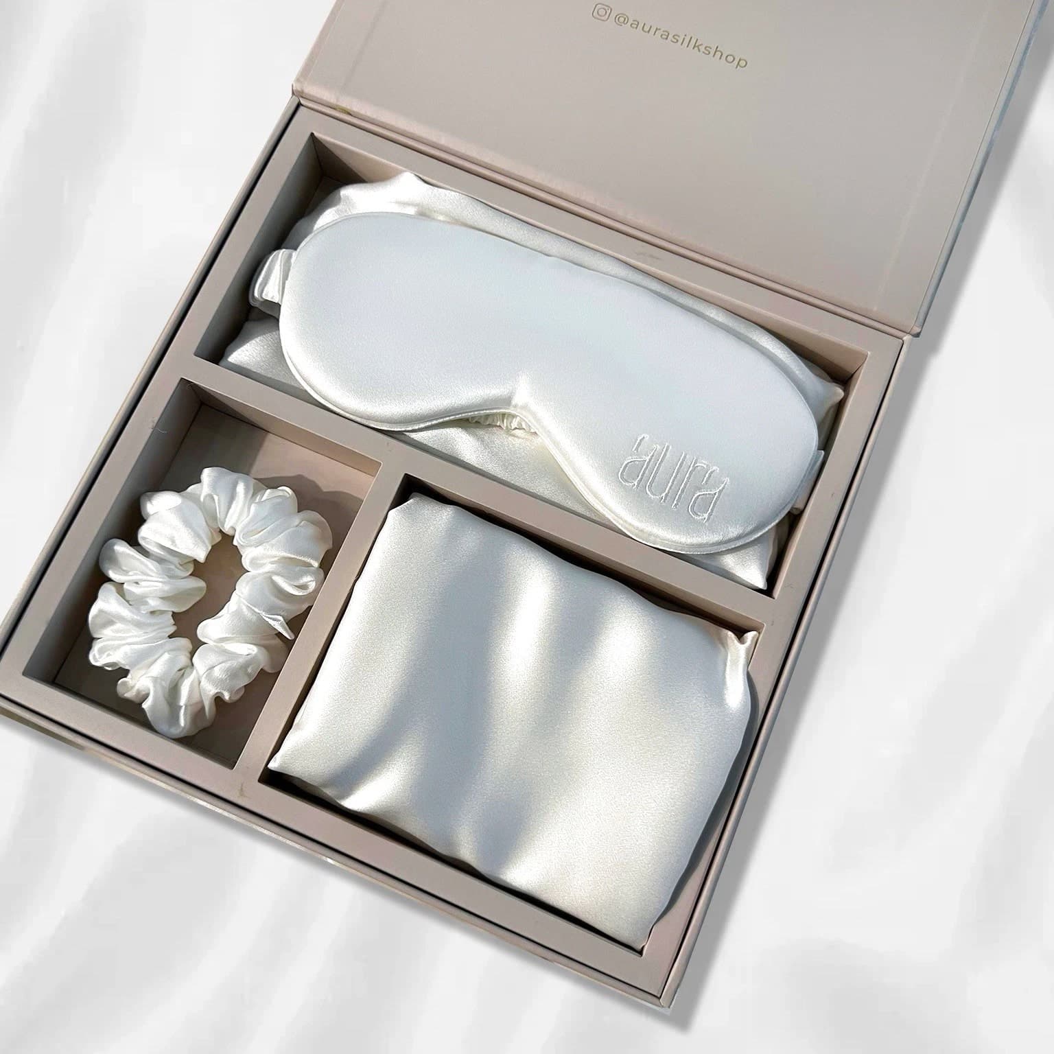 Aura 100% Mulberry Silk Sleep Set – Pillowcase, Eye Mask, Bonnet & Scrunchie