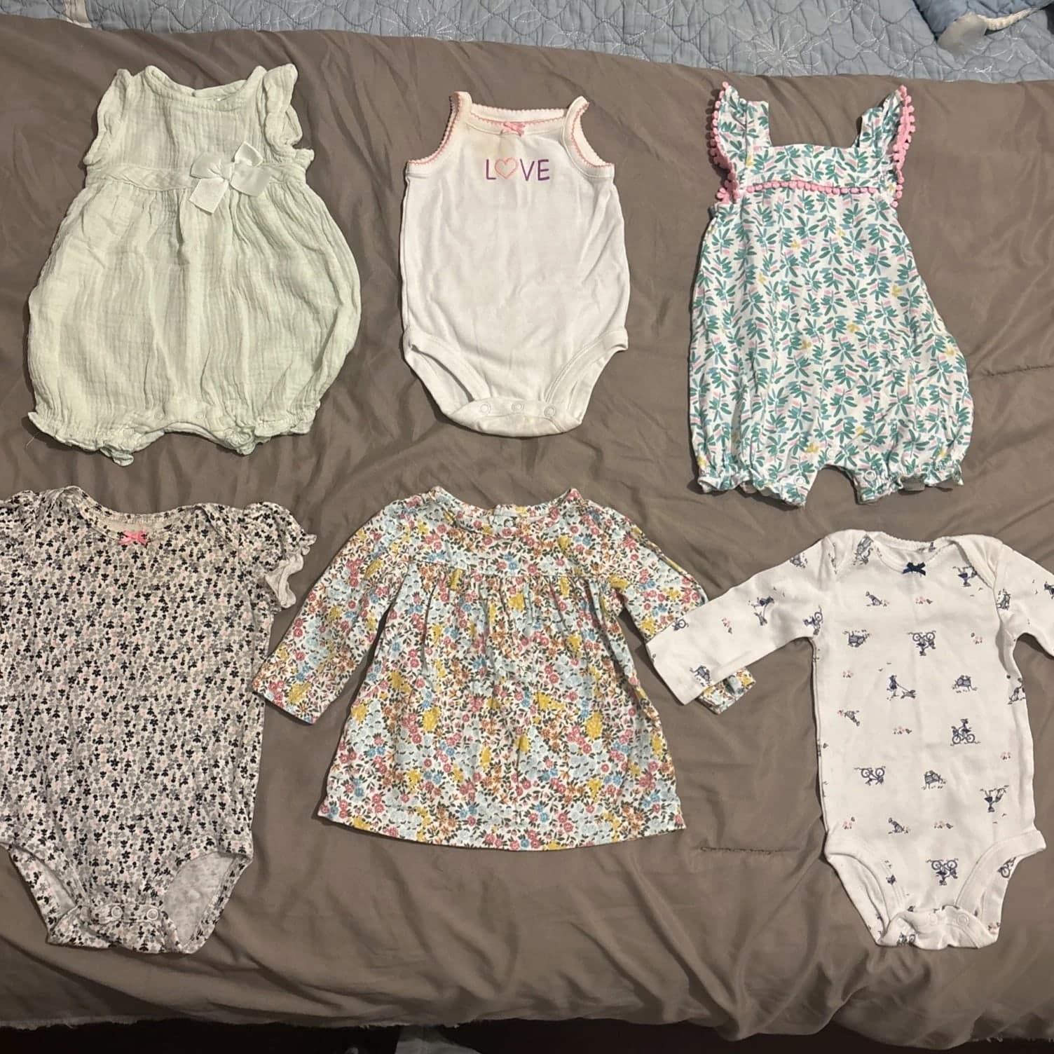 Carter's Infant Baby Girl Bundle Clothing 3 Months - Floral & Solid Prints